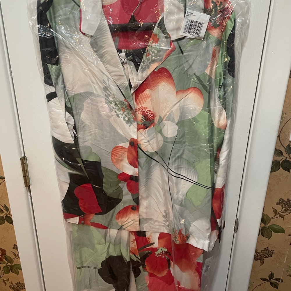 Natori Multicolor Floral women Button Down satin pajamas